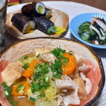 厚揚げと豚バラと白菜炊いたん