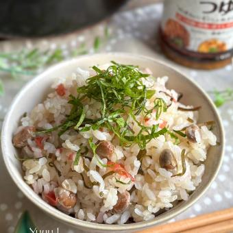 梅と昆布と炒り大豆の炊き込みご飯