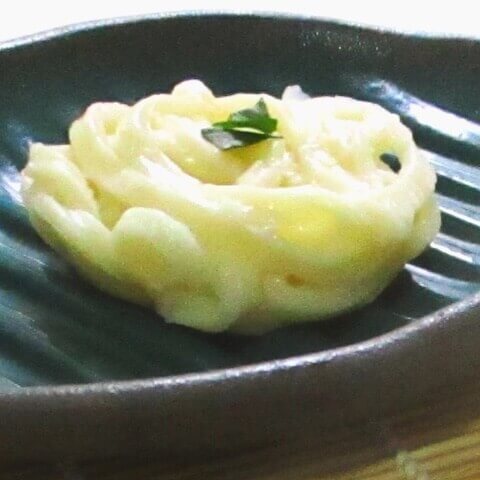 もっちりひんやりうどん餅